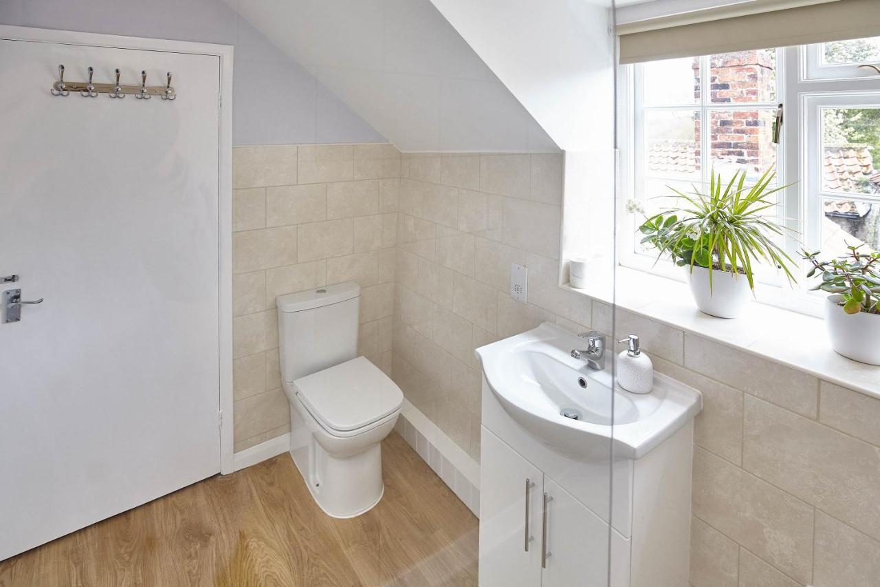 Host & Stay - Buckingham Square Helmsley Buitenkant foto