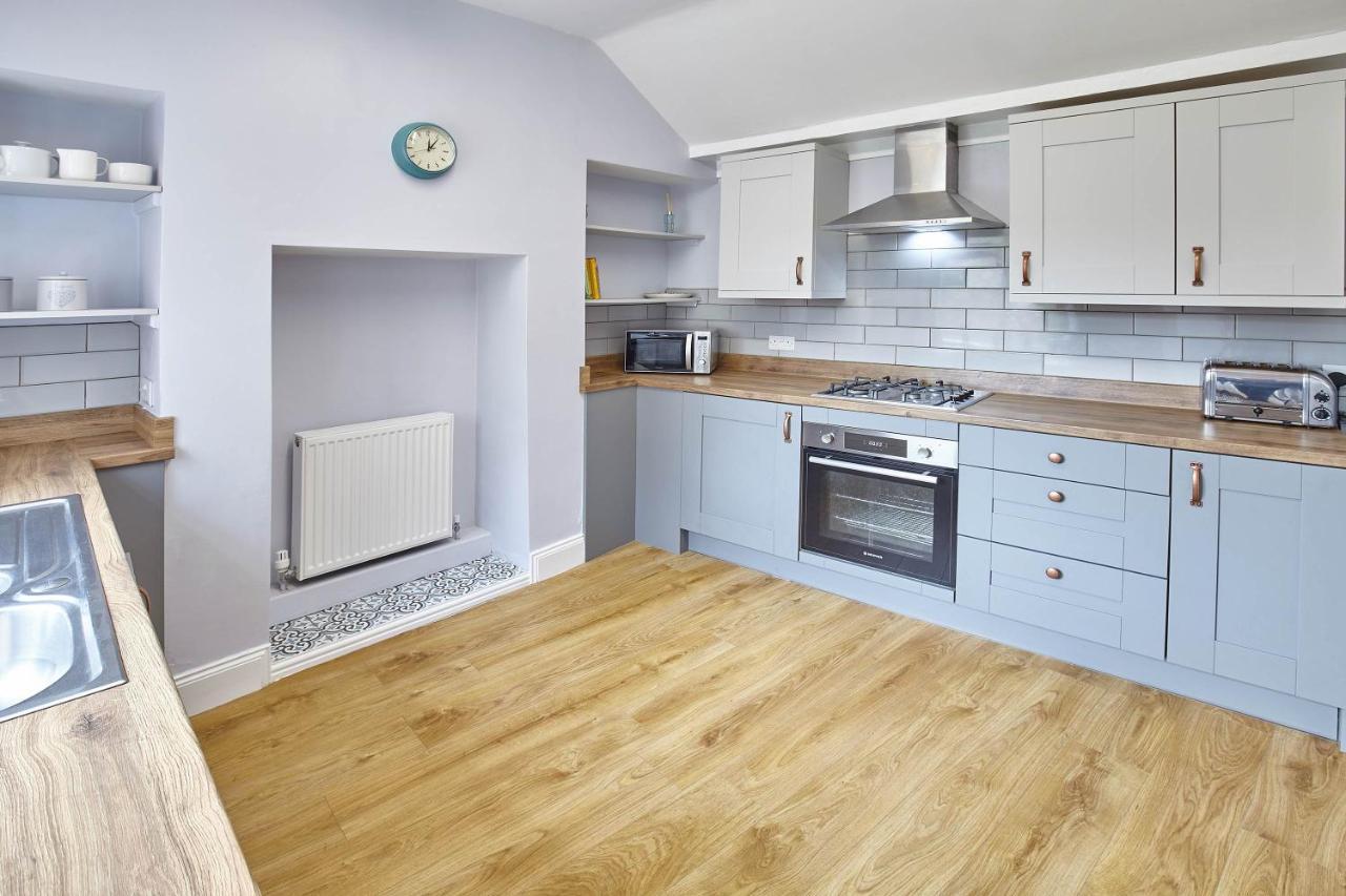 Host & Stay - Buckingham Square Helmsley Buitenkant foto