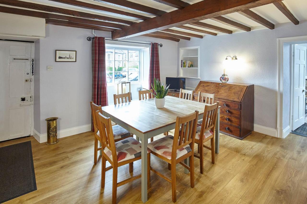 Host & Stay - Buckingham Square Helmsley Buitenkant foto