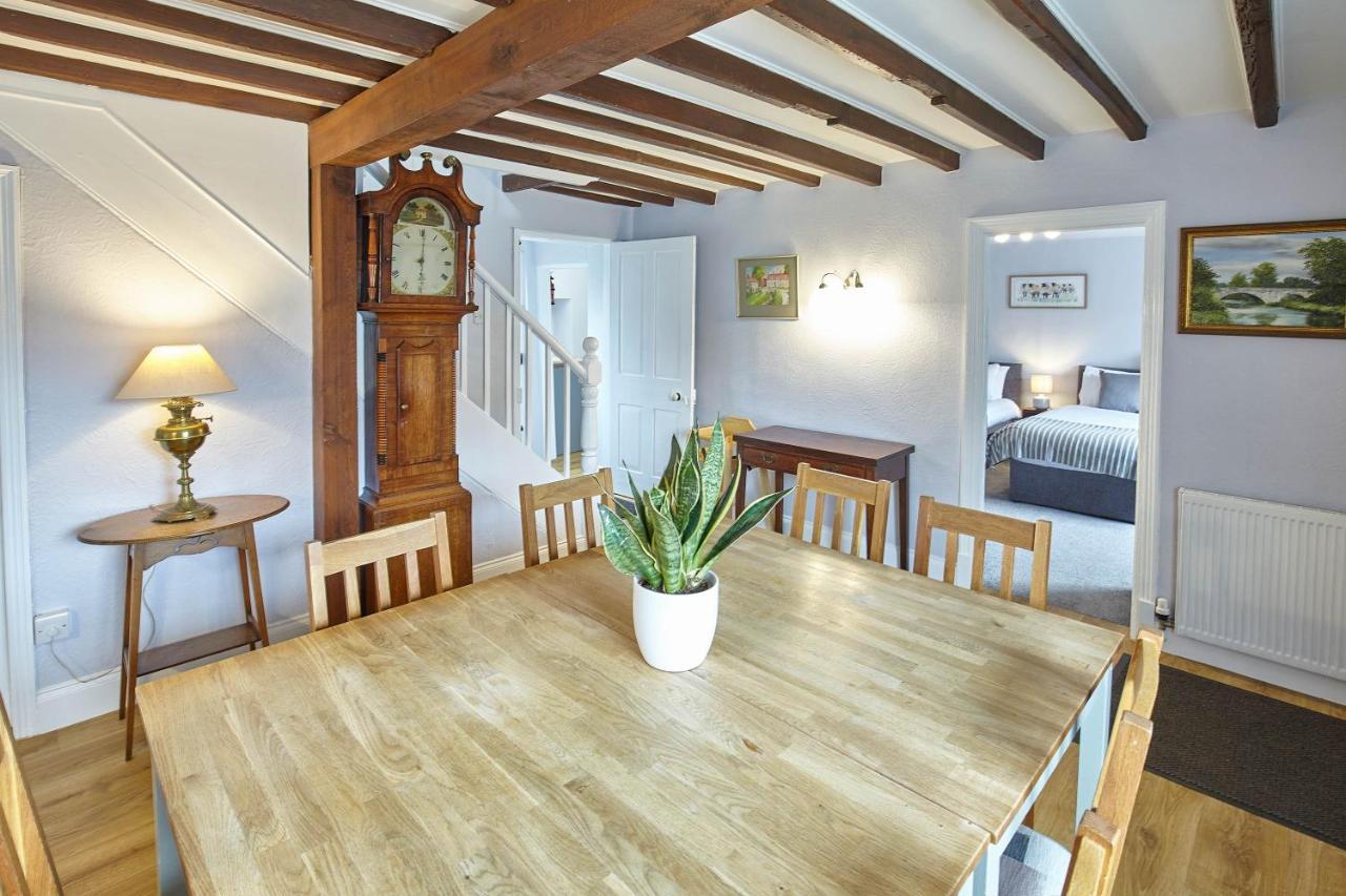 Host & Stay - Buckingham Square Helmsley Buitenkant foto