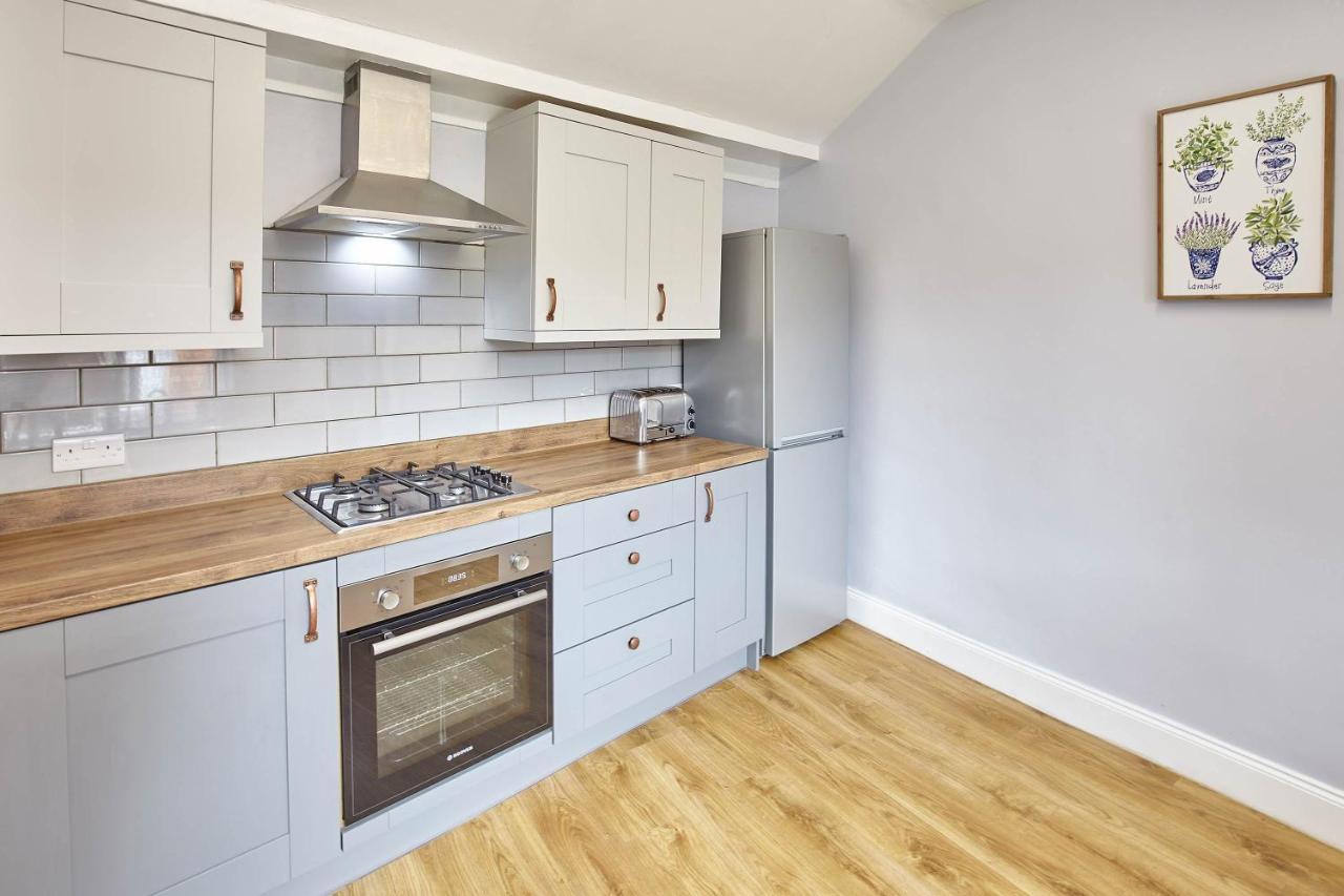 Host & Stay - Buckingham Square Helmsley Buitenkant foto