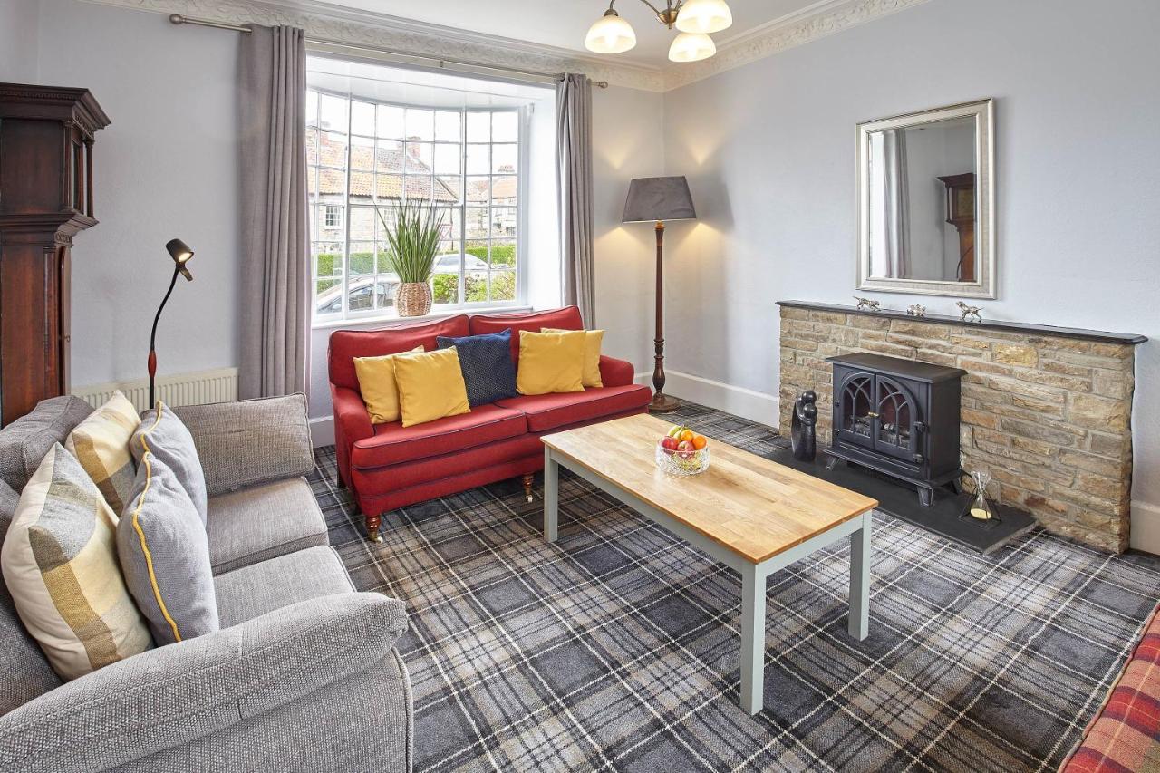 Host & Stay - Buckingham Square Helmsley Buitenkant foto